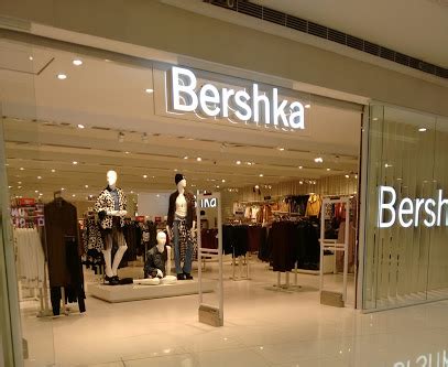 bershka mega mall